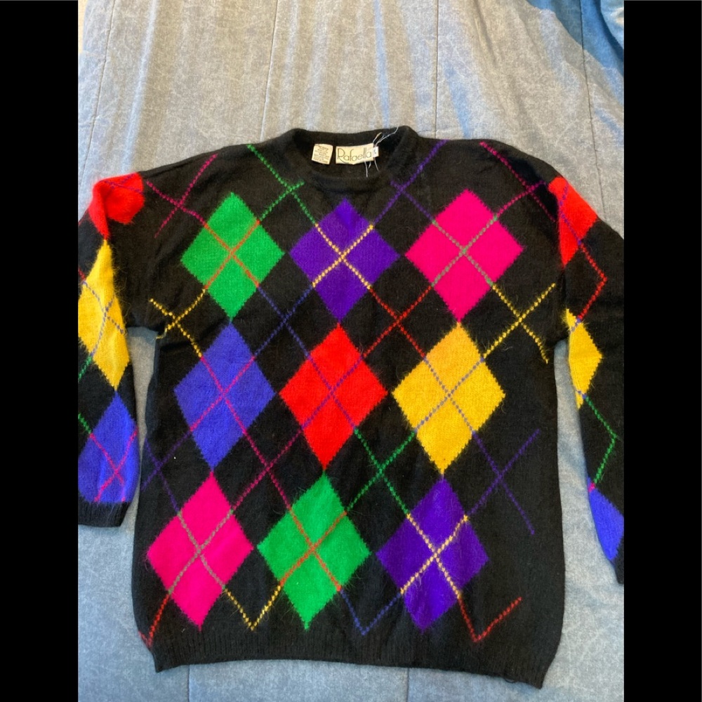 Argyle Angora lambs wool sweater. Vintage soft and comfortable